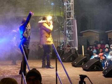 Concursuri, concerte de muzică ușoară și populară și multă distracție la Serbările Zăpezii de la Vatra Dornei