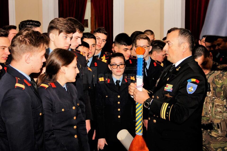 Campanie de promovare a profesiei militare, la Câmpulung Moldovenesc
