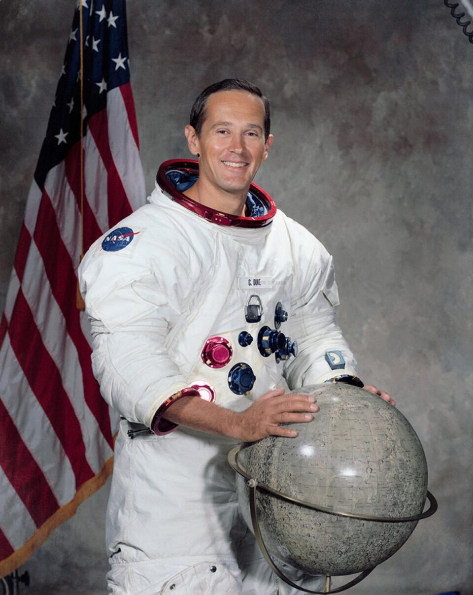 Charles Duke, al 10-lea astronaut care a ajuns pe Lună
