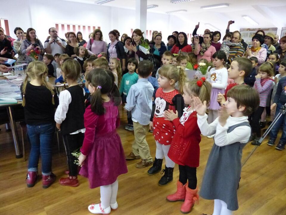 ,,Penelul Fermecat”, ediția a XIII-a, faza zonală, vineri, la Grădinița ,,Gulliver” Suceava