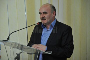 Tiberiu Avram, autorul cărții „Aventuri pe șase roți”