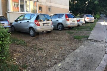 Locurile de parcare din cartiere, care ar fi putut fi modernizate dacă se aproba hotărârea de Consiliu Local