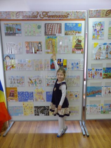 ,,Obiceiuri și tradiții românești”, redate în lucrări artistice de preșcolari din județ