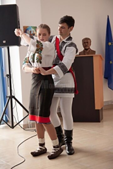Liceul „Ion Nistor” Vicovu de Sus și-a desemnat „Perechea populară”