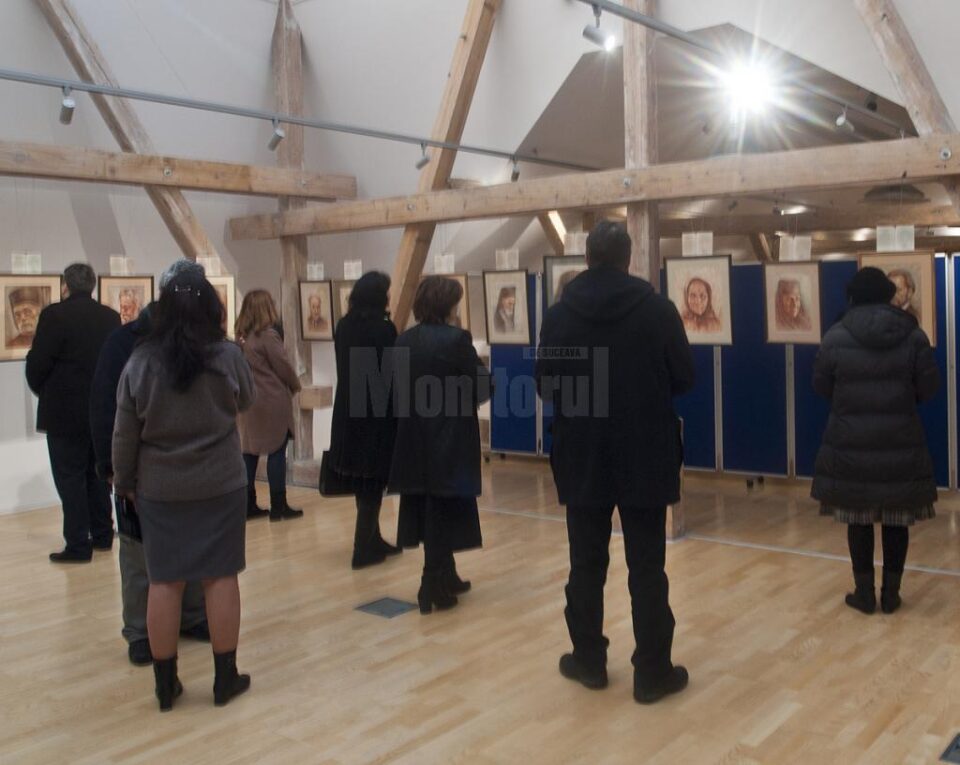 Expozitie de grafică „Chipuri ale sfințeniei”, la Muzeul de Istorie al Bucovinei