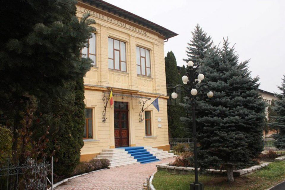Colegiul Național „Nicu Gane” Fălticeni