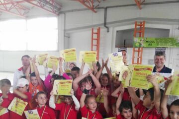 Turneul de la Fălticeni a adunat zeci de copii