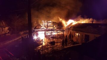 Incendiul s-a extins în doar câteva minute