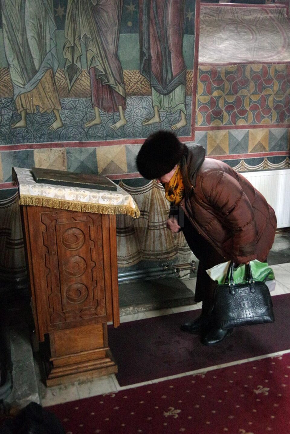 Fiecare cuvânt dintr-o rugăciune e important ‒ roagă-te cu mintea adunată!