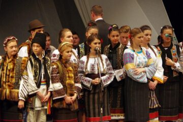 Daruri muzicale, pline de sensibilitate, și multă voie bună, oferite de elevii Școlii de Arte „Ion Irimescu” Suceava