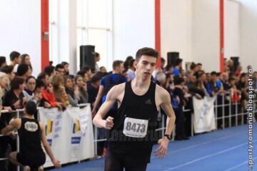 Sebastian Moldovan a câștigat două medalii de bronz la naționale de juniori II în sala