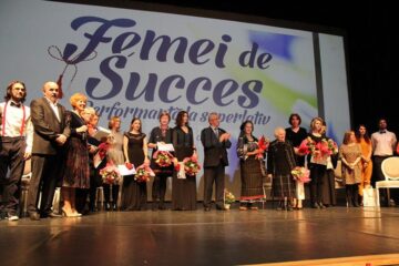 Premianții și organizatorii Galei
