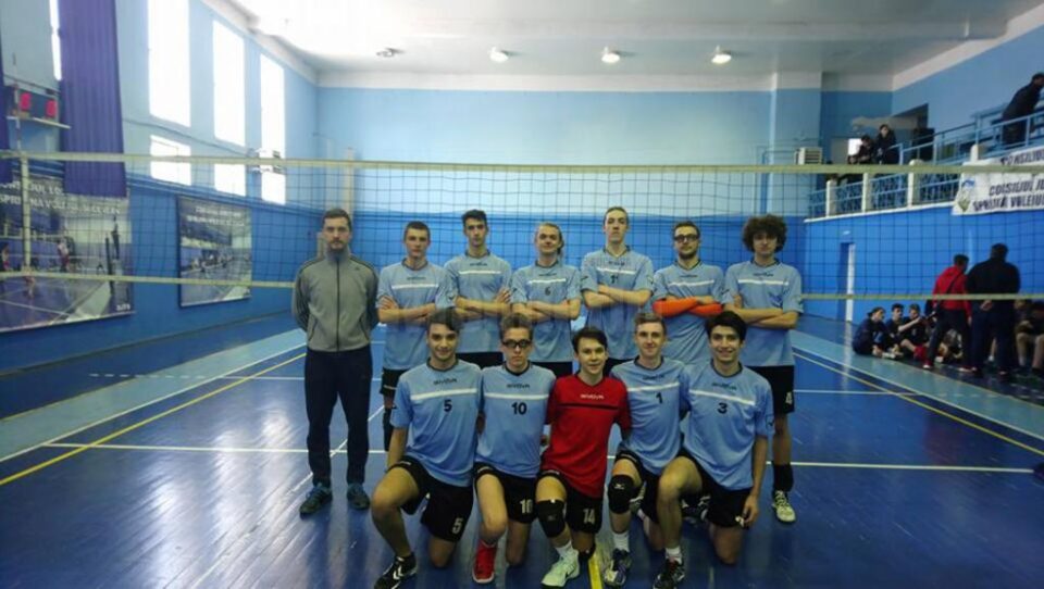Echipa de volei juniori LPS CSS Suceava s-a calificat la turneul semifinal de pe locul I Echipa de volei juniori LPS CSS Suceava s-a calificat la turneul semifinal de pe locul I