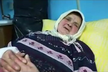 Bătrâna tâlhărită
