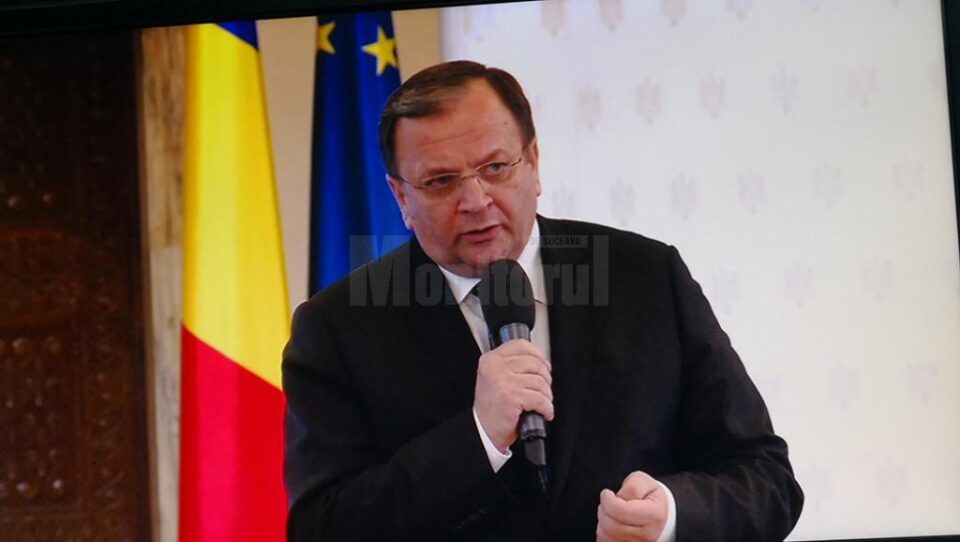 Flutur l-a invitat pe Klaus Iohannis să participe la evenimentele organizate la împlinirea a 100 de ani de la unirea Bucovinei cu Țara