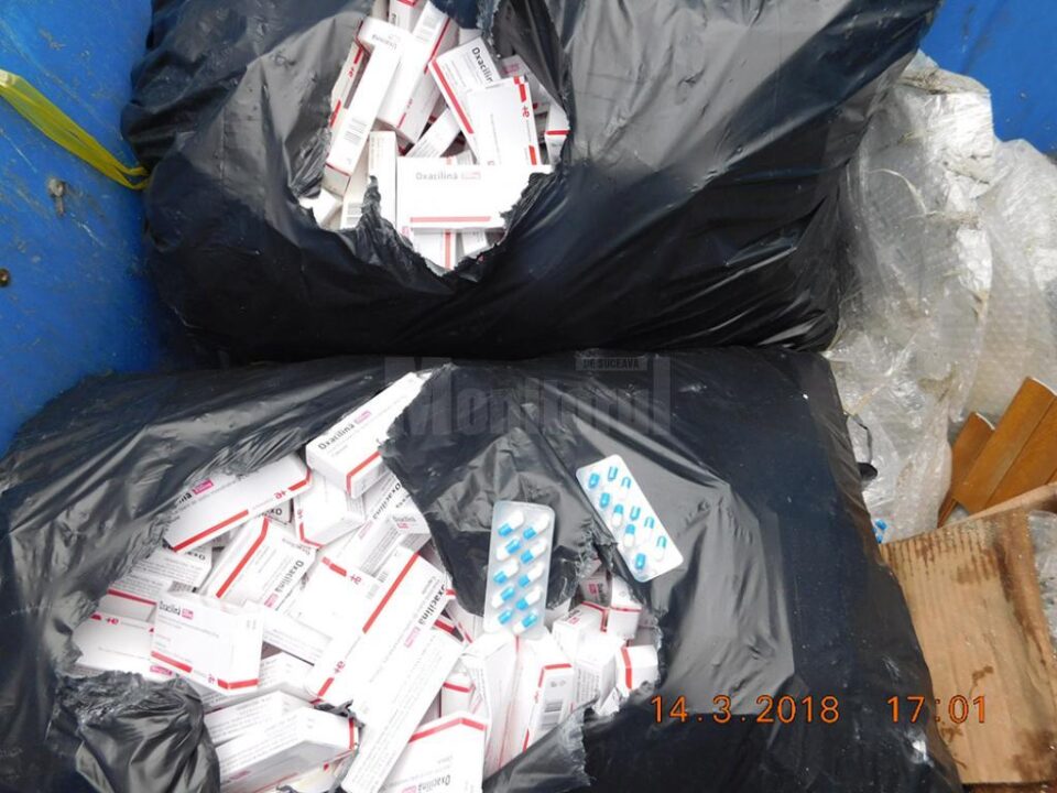 Peste 1.300 de cutii cu medicamente, inclusiv halucinogene, găsite la buncărul de gunoi de Poliția Locală Suceava