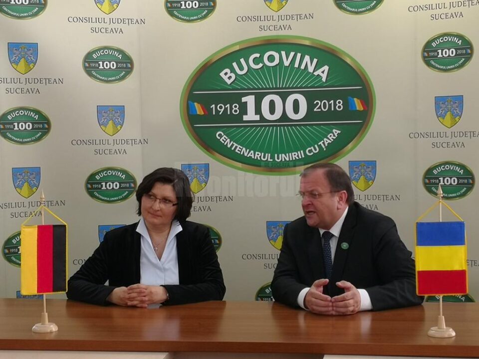 Georgeta Schild, de la Academie Schwaben, și președintele CJ Suceava, Gheorghe Flutur