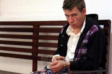 Vasile Ionuț Oprișan, în 2012, pe holurile Judecătoriei Suceava