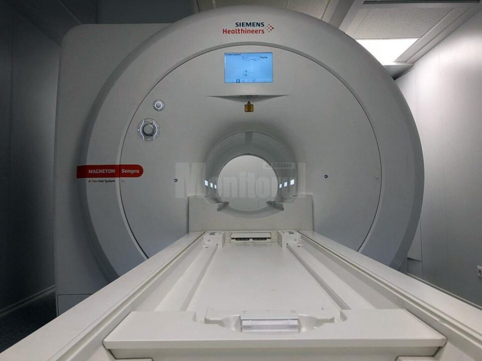 Programările pentru explorări RMN la Spitalul Municipal Rădăuți se efectuează deocamdată doar pentru pacienții care plătesc investigațiile