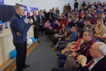 Adrian Graur: "Un stagiu eficient trebuie să se întindă pe minimum două - trei luni de zile"