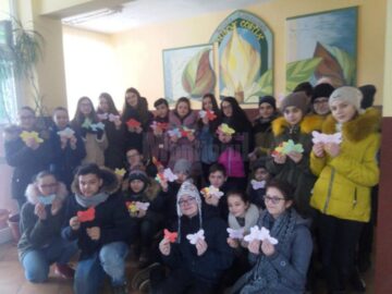 Elevii de la Școala „Miron Costin” au marcat Ziua Internațională a Fericirii