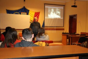Proiectul este implementat prin intermediul Clubului „Video Art”, coordonat de prof. Viorel Ieremie