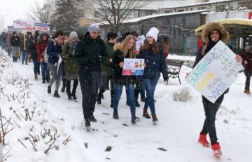 La Fălticeni, marș dedicat vieții, mamei și pruncilor