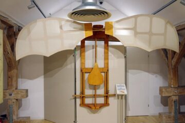 "Mașinile lui da Vinci", realizate după schițele celebrului artist, pot fi admirate la Muzeul de Istorie din Suceava