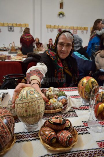 Festivalul Național al Ouălor Încondeiate de la Ciocăneș