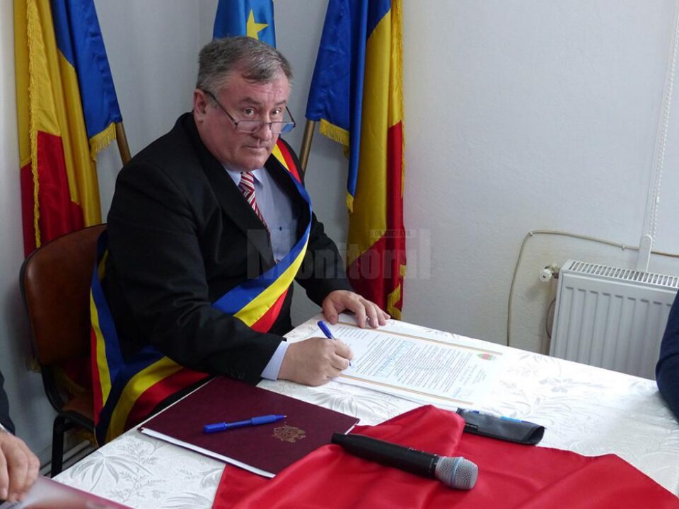 Gheorghe Fron a anunțat că declarația de reunire a fost adoptată pentru a susține demersurile similare ale primarilor din Republica Moldova