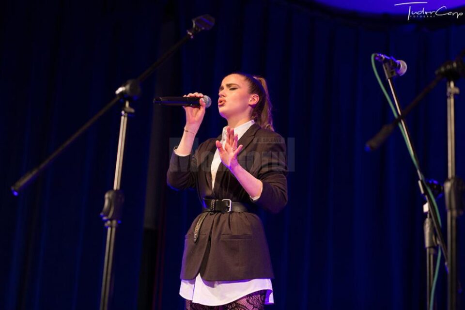 Trofeul Music Star a fost obținut de Alexandra Ioana Todosi