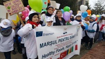 Elevii Școlii Nr. 4 Suceava au promovat mișcarea și alimentația echilibrată, în cadrul Marșului pentru Sănătate