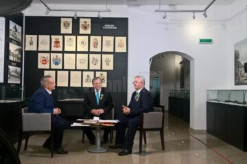 Flutur și Lungu prezintă din Muzeul de Istorie, la TVR, programul de sărbătorire a Centenarului în Suceava