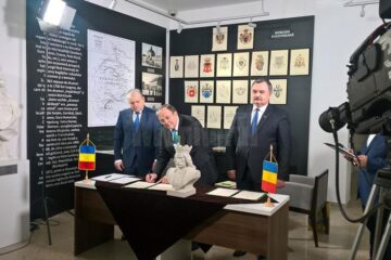 Semnarea protocolului de înfrățire a județului Suceava cu raionul Soroca si cu județul Alba