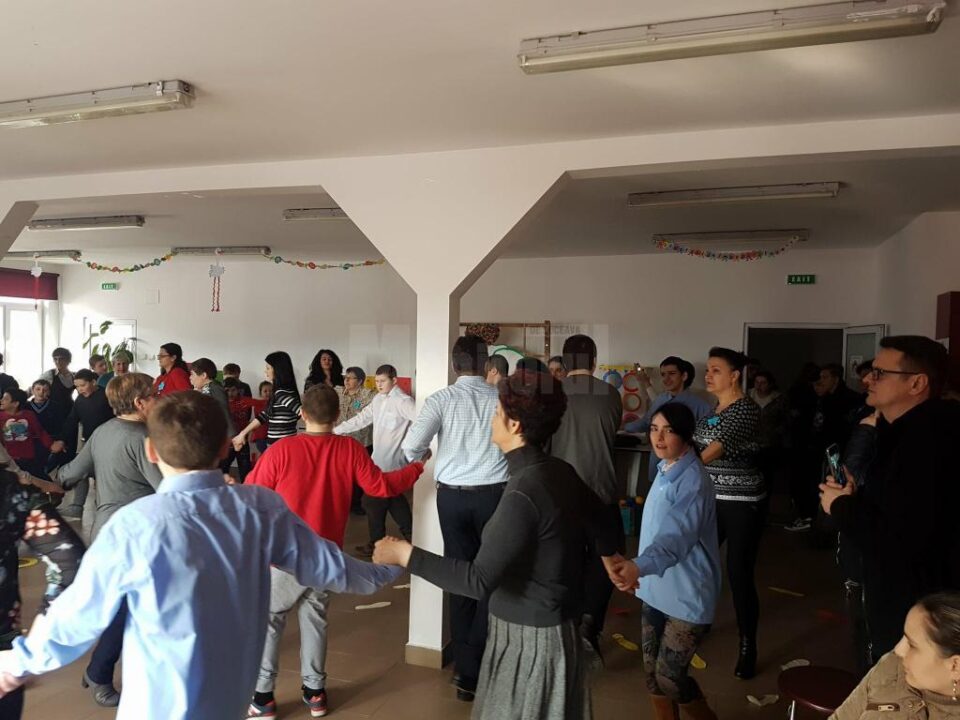 ”Săptămâna conștientizării autismului - sprijin, educație, diversitate”, la Centrul Școlar de Educație Incluzivă ”Sf. Andrei”