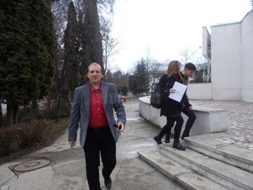 Marius Costel Eși: „Coleg de generație”
