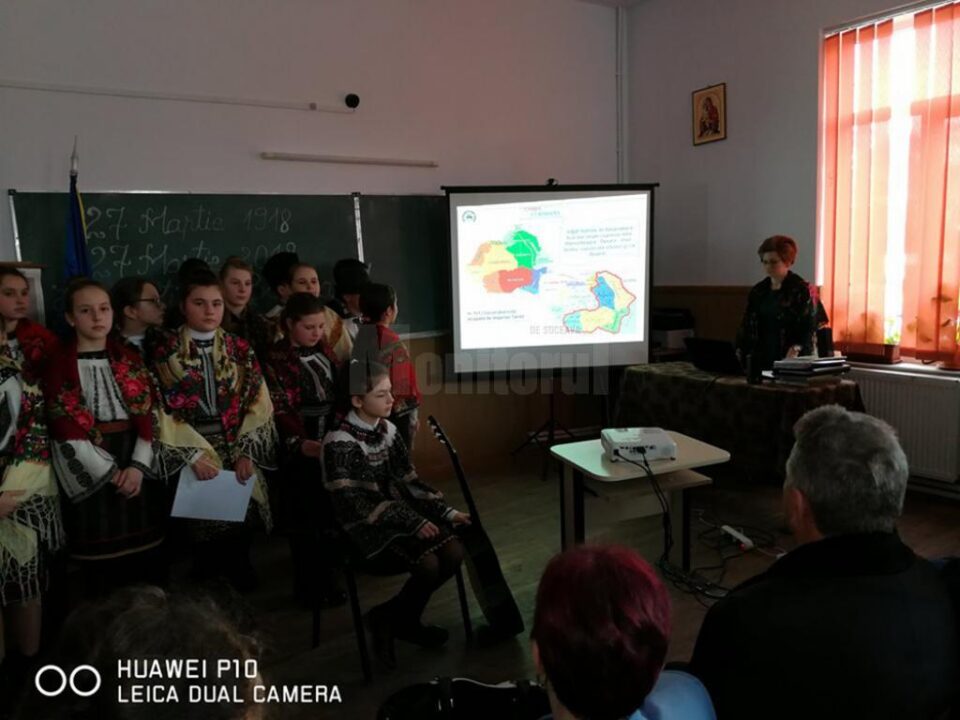 „Unire în cuget și-n simțiri”, la Școala Gimnazială Stulpicani