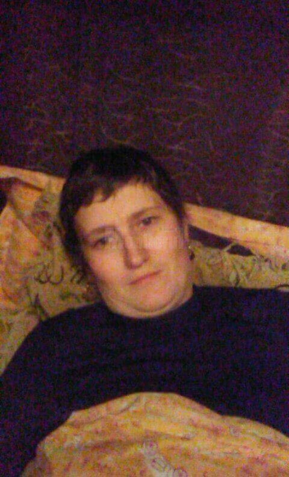 Cătălina Pușcașu, în vârstă de 32 de ani, mamă a doi copii minori, suferă de o boală gravă și are nevoie de bani pentru tratament