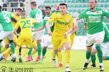 Apărarea suceveana n-a rezistat decât o repriza în confruntarea de la Mioveni Foto: Clubul Sportiv Mioveni