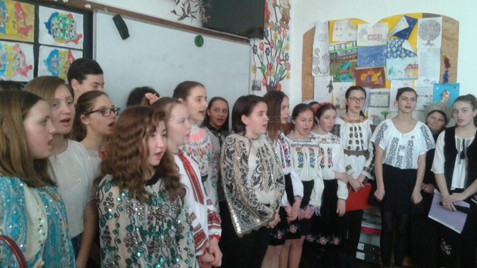 100 de ani de la Unirea Basarabiei cu România, marcați la Școala Gimnazială Plopeni
