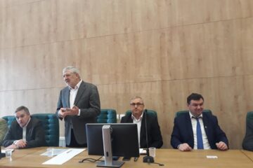 Sorin Ciobanu, Nicolae Țucunel, Ilie Covrig și Emanuel Havrici, la Adunarea Generală a Asociației Forestierilor din România (de la stânga la dreapta)