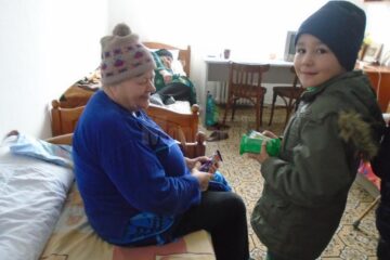 Școala din Verești a demarat proiectul de voluntariat cu scop caritabil „În căutarea... aproapelui!”