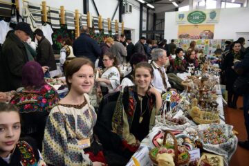 La Moldovița, ediția a XII-a a Festivalului Ouălor Încondeiate