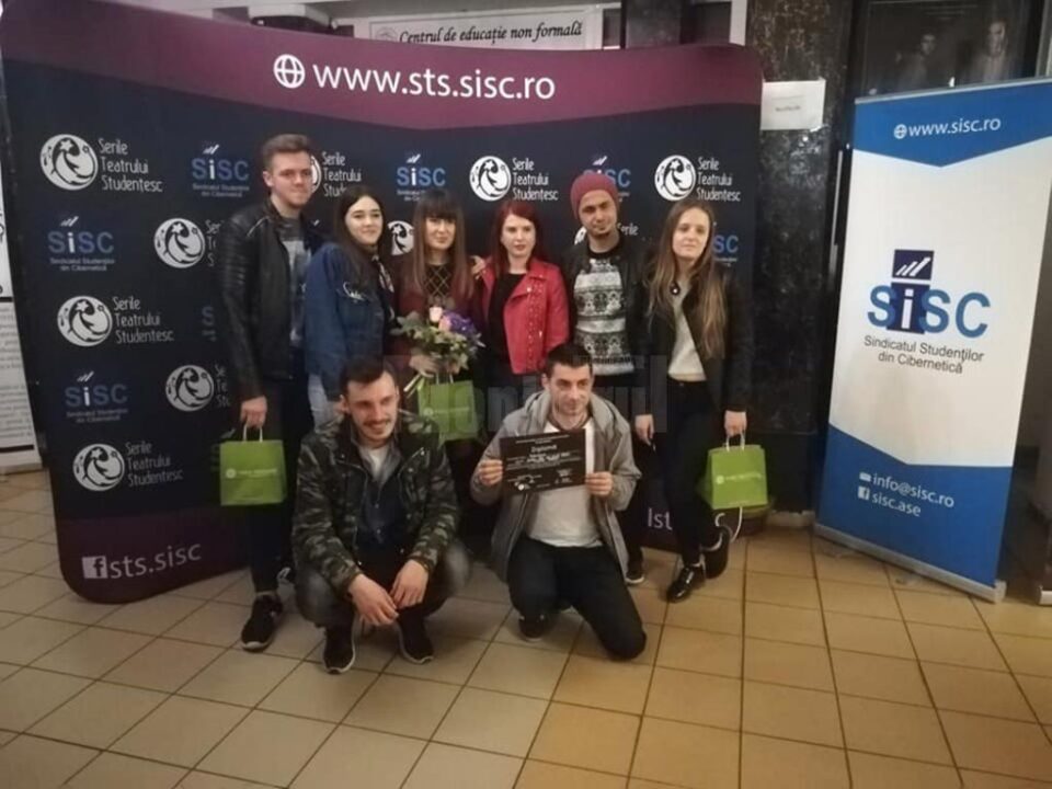Premiul pentru cea mai buna regie pentru Trupa de teatru studențesc Fabulinus