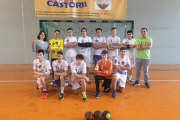 Echipa de handbal a Școlii Gimnaziale Ion Creangă Suceava