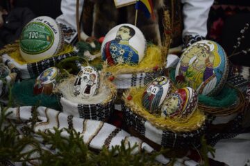 La Moldovița, ediția a XII-a a Festivalului Ouălor Încondeiate