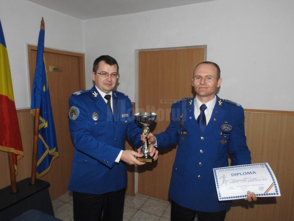 Locotenent colonelul Lucian Ungureanu, care s-a clasat pe primul loc cu ocazia mai multor competiții