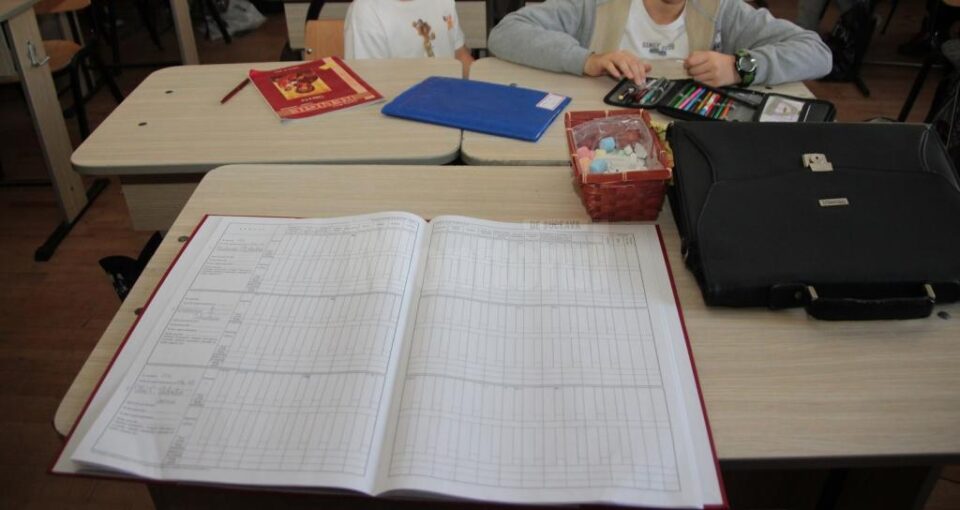 FSLI: Guvernul trebuie să rezolve problema plății salariilor în educație FSLI: Guvernul trebuie să rezolve problema plății salariilor în educație
