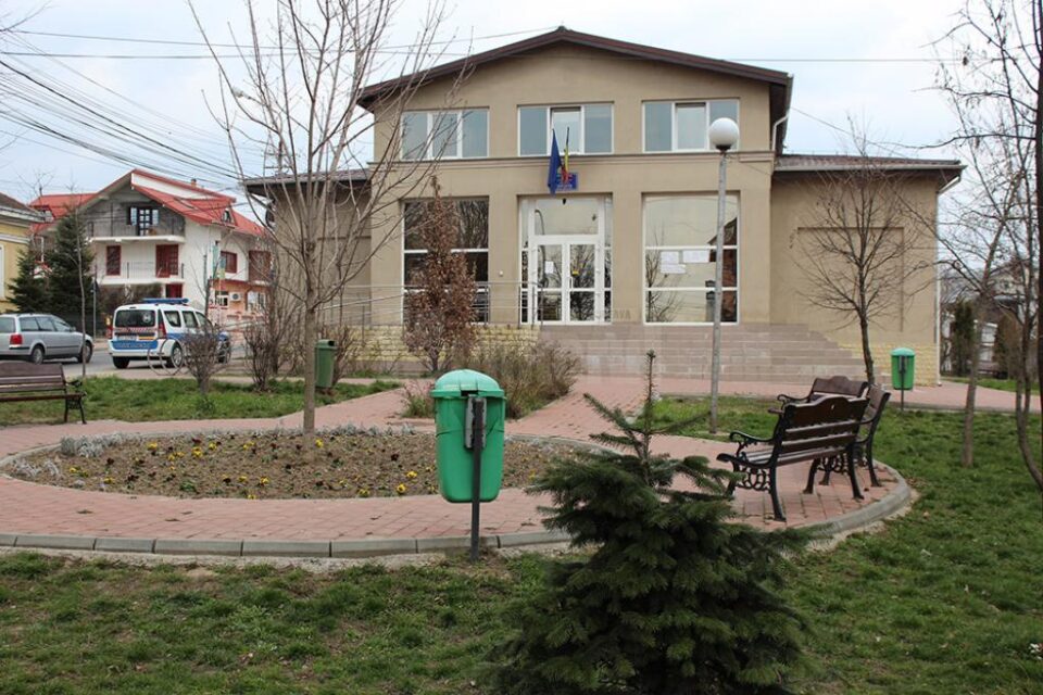 Sediul de Primărie din Burdujeni, unde va funcționa Centrul de Permanență