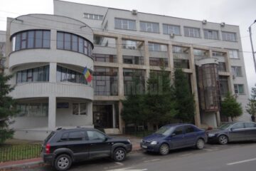 Direcția de Sănătate Publică Suceava a informat că fetița a murit săptămâna trecută